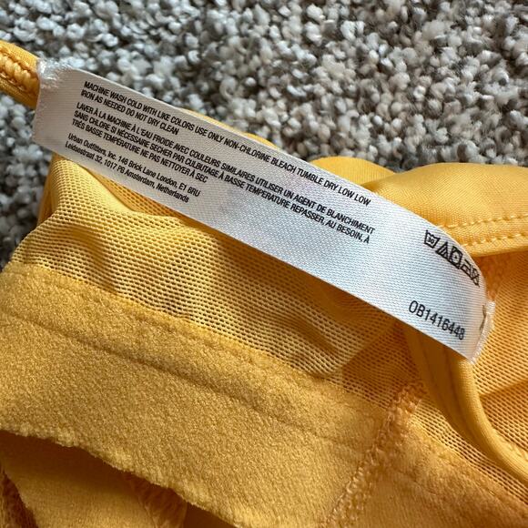 Free People Movement Suns Out yellow strappy crop cami size XS - Picture 6 of 8